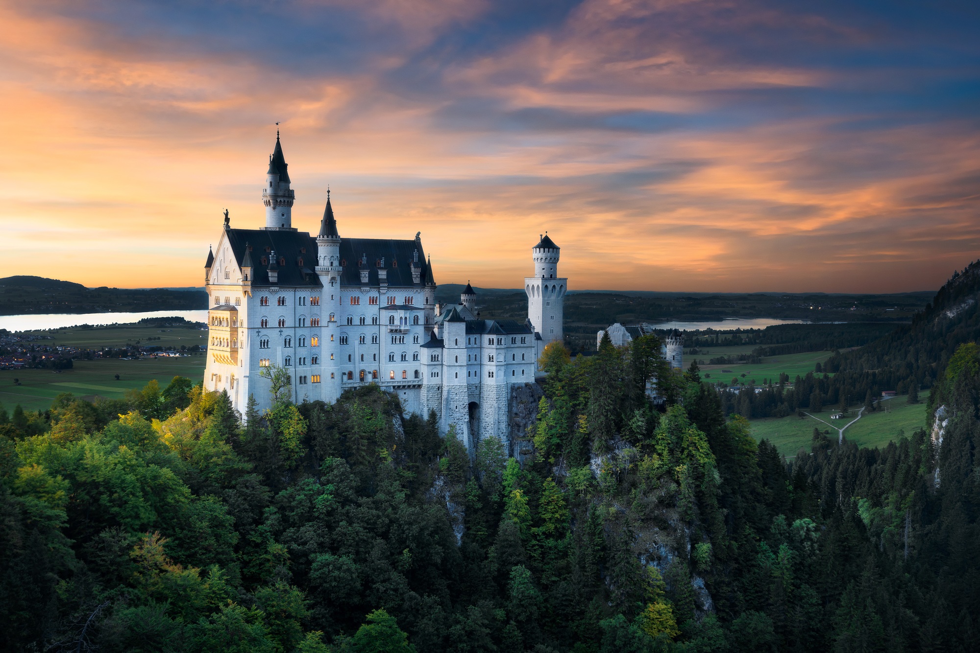 Famous Neuschwanstein Castle near Fussen, southwest Bavaria, Germany.